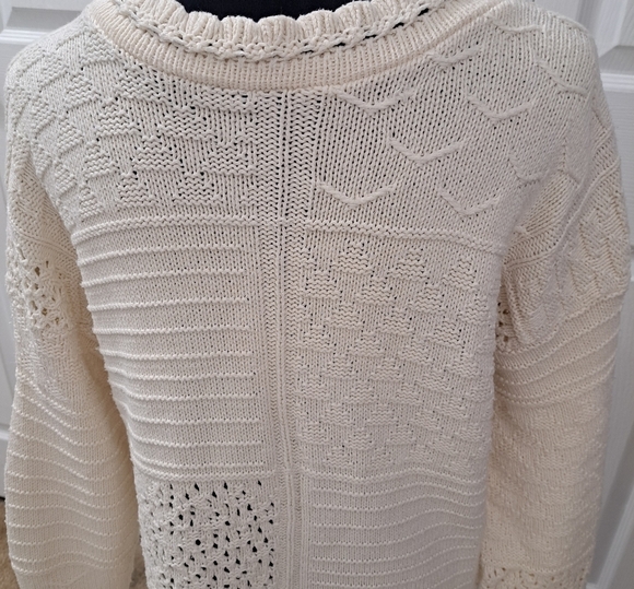 Vintage David Brett Multi Patterned Cream Sweater - Picture 5 of 11